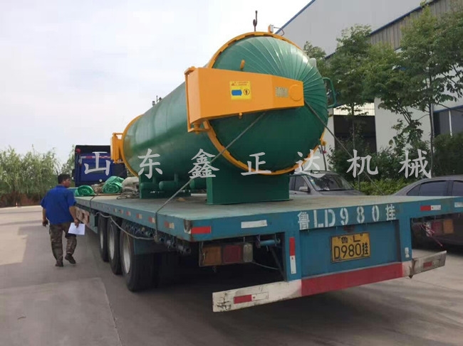 發往貴州的圓形滅菌器 雙開門 免鍋爐滅菌器